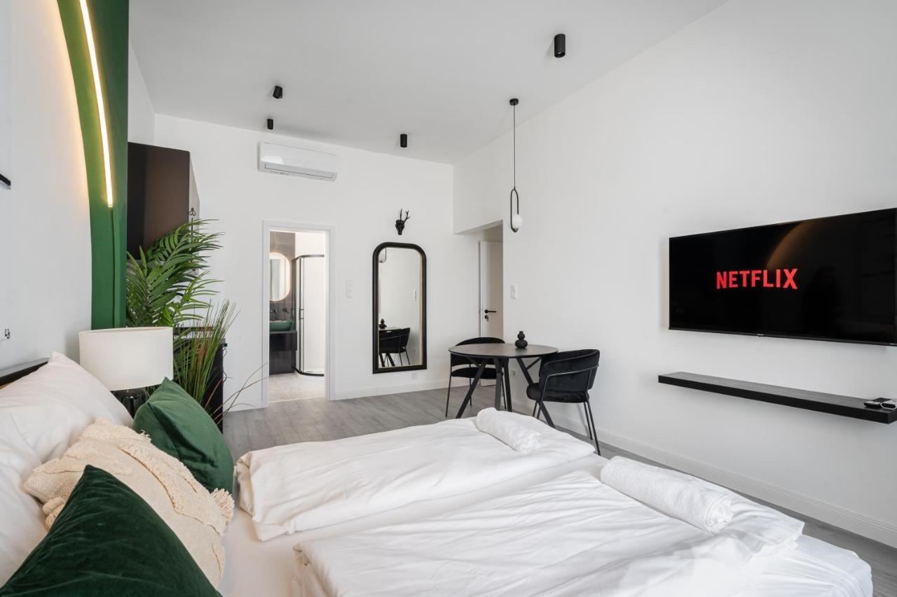 R6 - Boutique Apartments, Best Location By Bqa Budapest Extérieur photo
