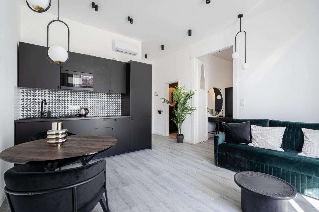 R6 - Boutique Apartments, Best Location By Bqa Budapest Extérieur photo